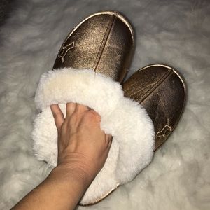 Rose gold Victoria’s Secret slippers